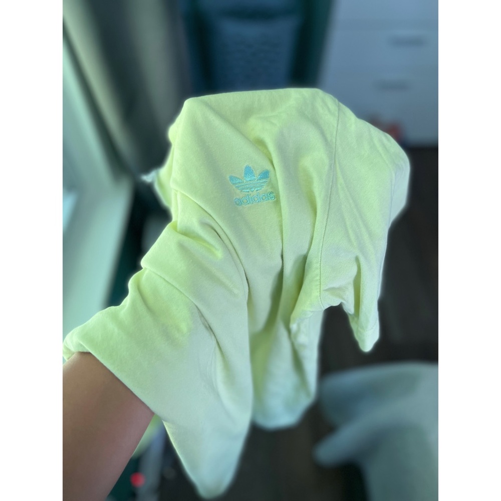 Pastel green/yellow Adidas Logo Tee Medium